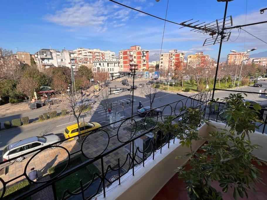 Centre Apartment In Shkodër Esterno foto